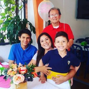 Meet your Posher, Juana